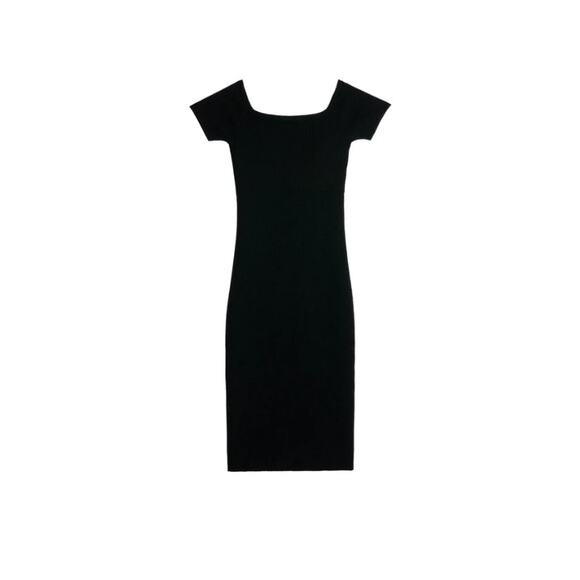Victor Glemaud Dresses & Skirts - VICTOR GLEMAUD 100% wool thick ribbed black off shoulder mini cocktail dress